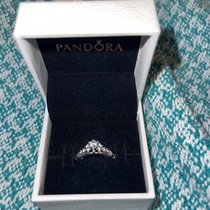 Pandora Ring